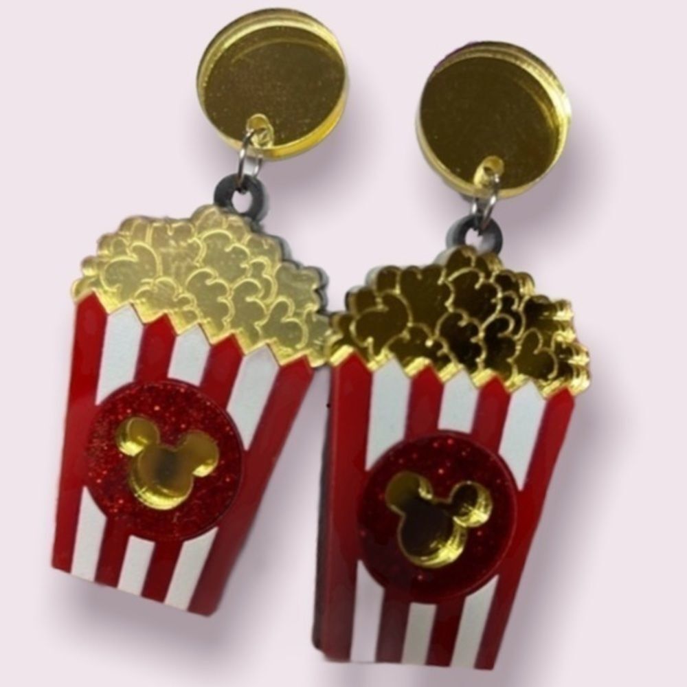 Mickey popcorn bucket acrylic dangle earrings - Picture 6 of 9